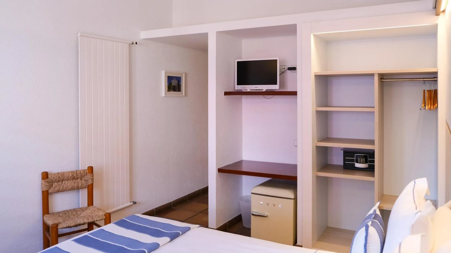 Hotel Blaumar Cadaques By Fimedhotels (Adults Only)